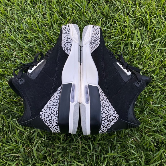 Air Jordan 3 Retro 'Off nior Wmns - Picture 4 of 5
